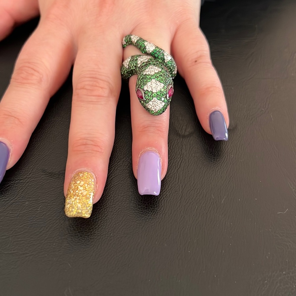 Snake fashion ring. Size 8